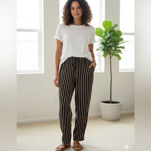 Knot Sisters Striped Pants